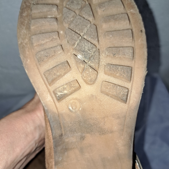 Tan suede boots size 6 - Picture 3 of 3